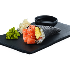 Fresh Salmon Temaki